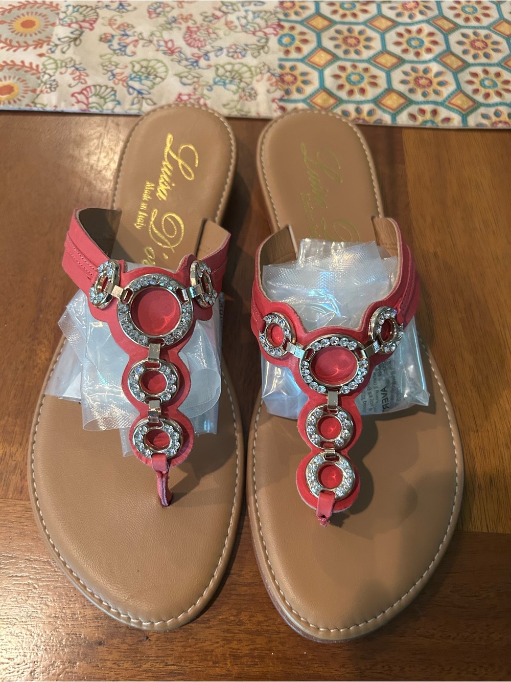 Pink Crystal Circle Thong Sandals - Women , Made in Italy, Leather
